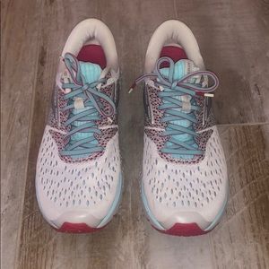 Brooks Glycerin 16